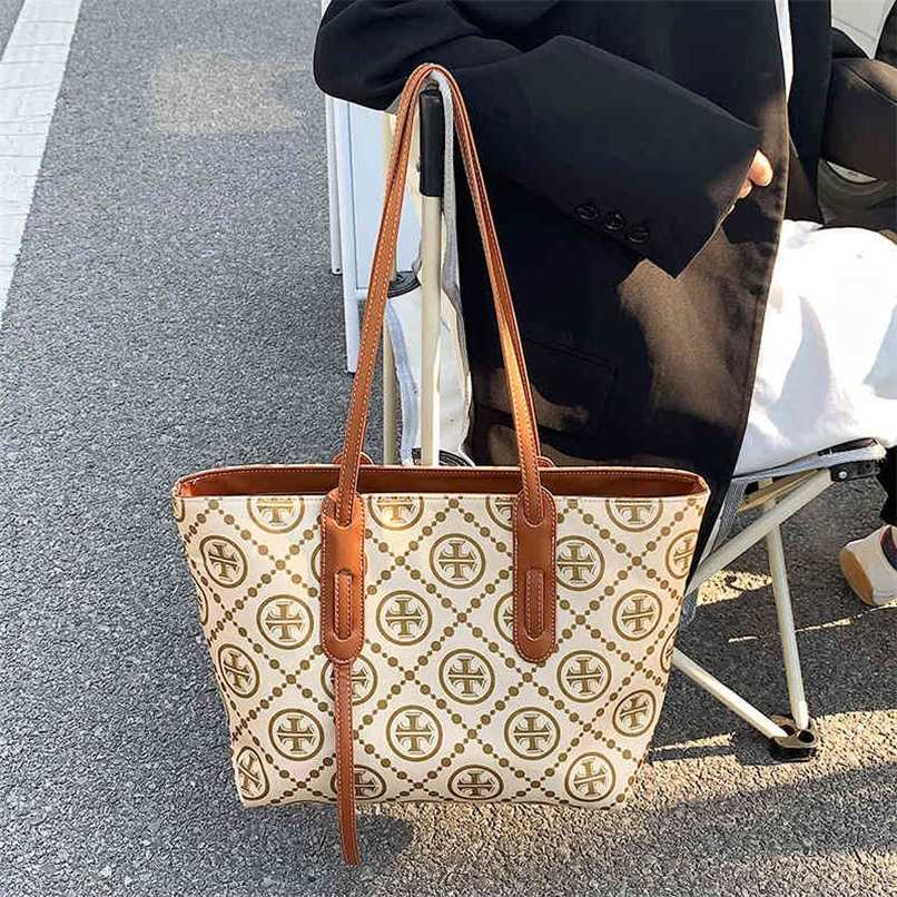 

Designer bag Large capacity women's 2023 new texture commuting shoulder bag net red fashion leisure portable Tote Bag, Brown5