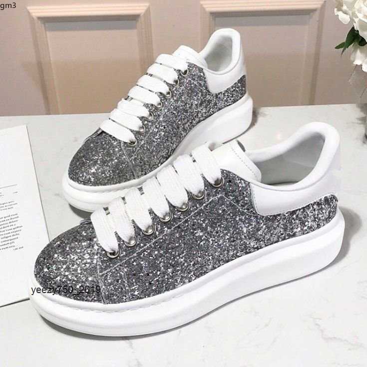 

Fashion Men Shoe Designer Women Leather Lace Up Platform Oversized Sole Sneakers White Black mens womens Luxury velvet suede Casual Shoes 35-45 MJKNJ gm3000003