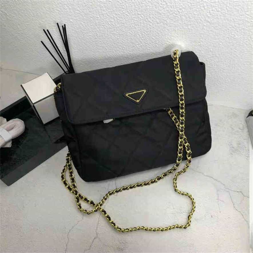 

2023 Designer bag Luggage Parachute Chain Medieval One Shoulder Black Gold Nylon Canvas Stray Bags bags, Black5