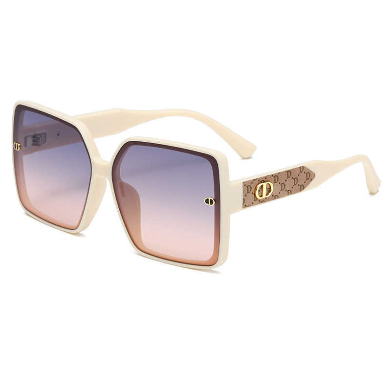 

2023 New Simple Fashion Versatile Trend Small Fragrant Sunglasses Women Delicate Tiktok Same Style