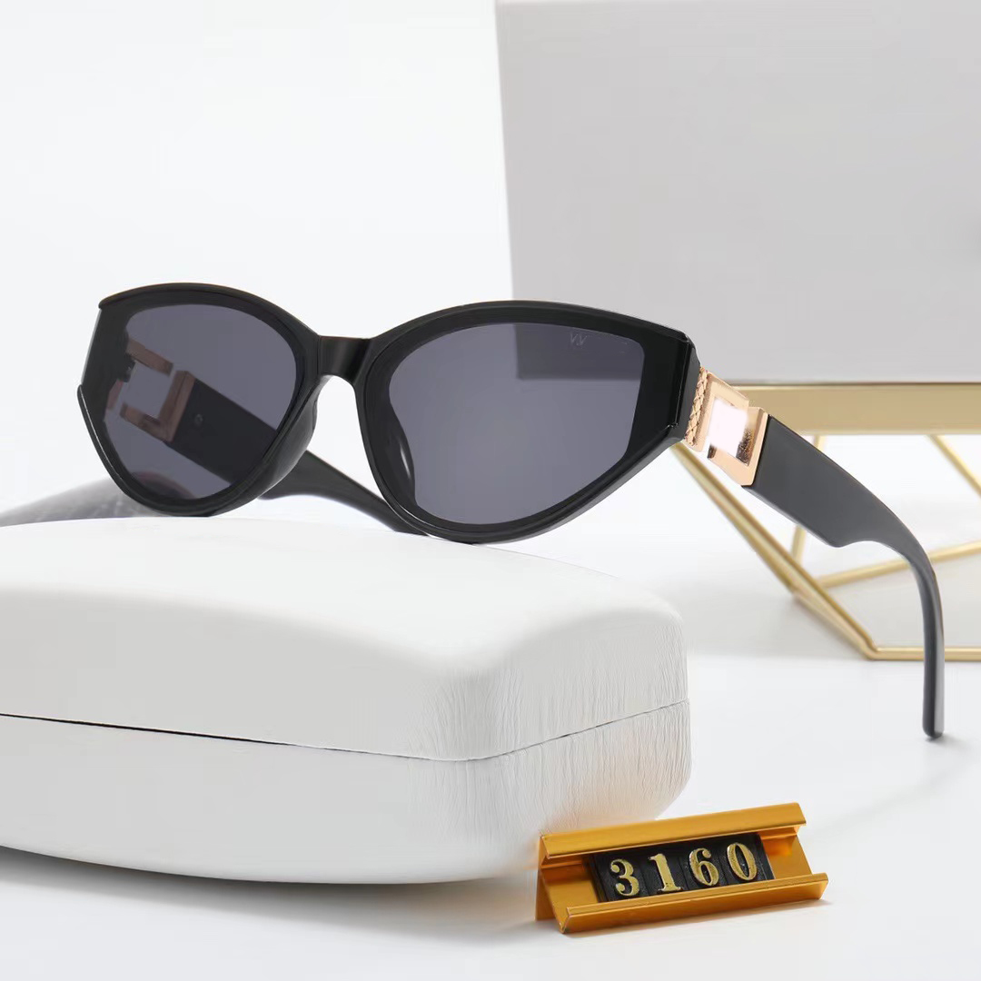 

Fashion Designer Sunglasses Classic Eyeglasses Goggle Outdoor Beach Sun Glasses cat's eye For Man Woman 4 Color Optional Triangular signature driving summer wth box