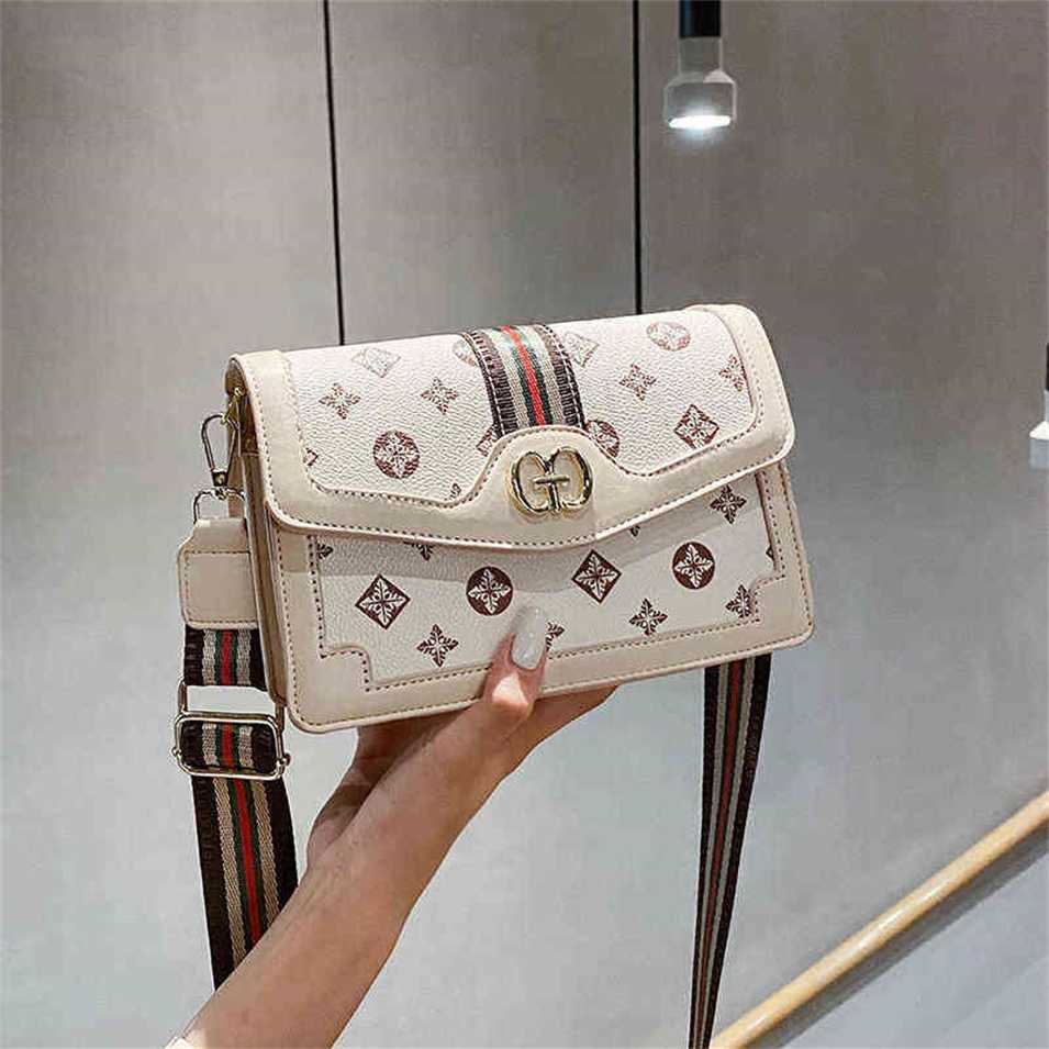 

2023 Designer bag Advanced sense of foreign style female 2023 new fashion pop small square bag versatile ins Single Shoulder Messenger Bag, Light brown coffee (a