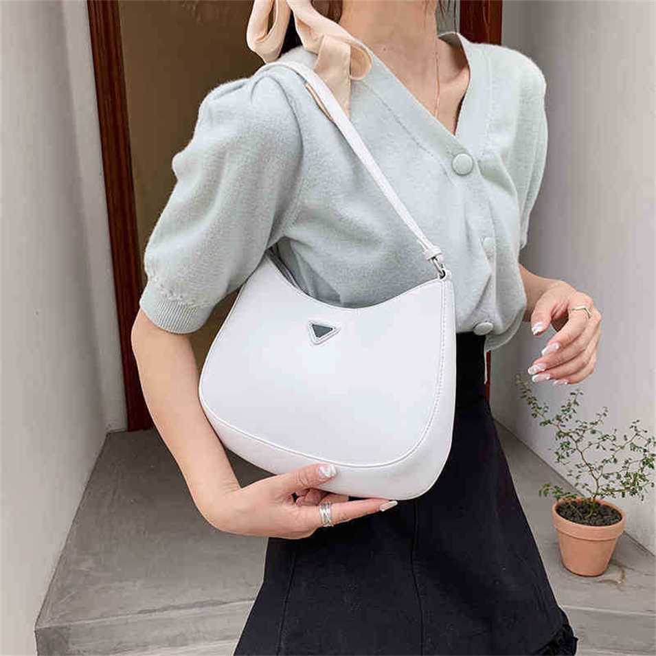 

2023 Designer bag Handbag This year's popular texture underarm solid color magic stick one handbagVEDW, White1
