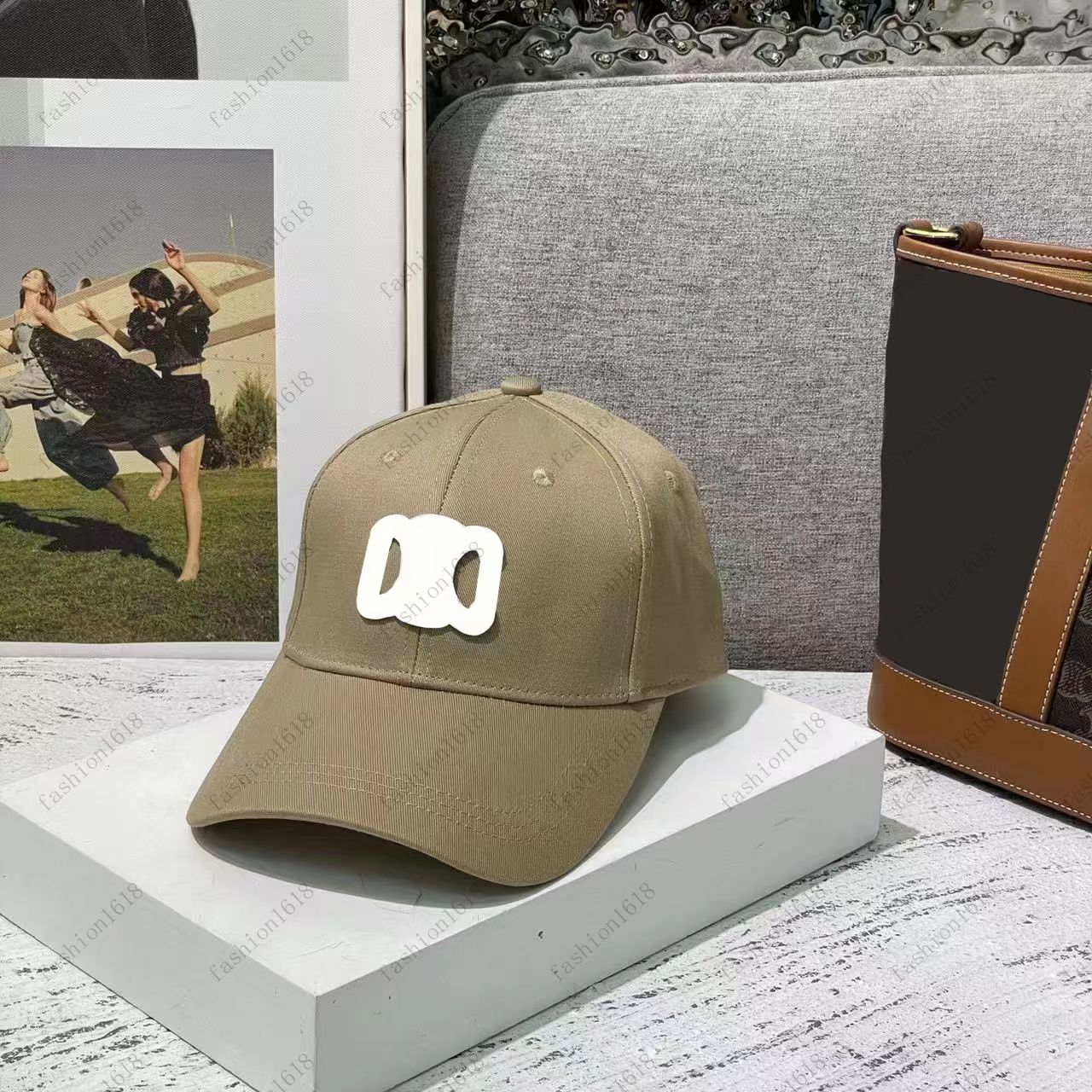 

Desingers Letter Baseball Hats Woman Caps embroidery Sun cap Fashion Leisure Design Block Hat 12 Colors Embroidered Washed Sunscreen pretty, Red