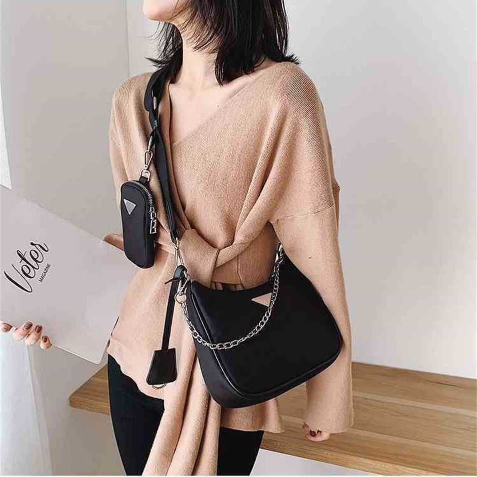 

2023 Designer bag handbag Bags carrying armpit three in one kendou same style medium gunnelon hand-held chain Staff female, Khaki10
