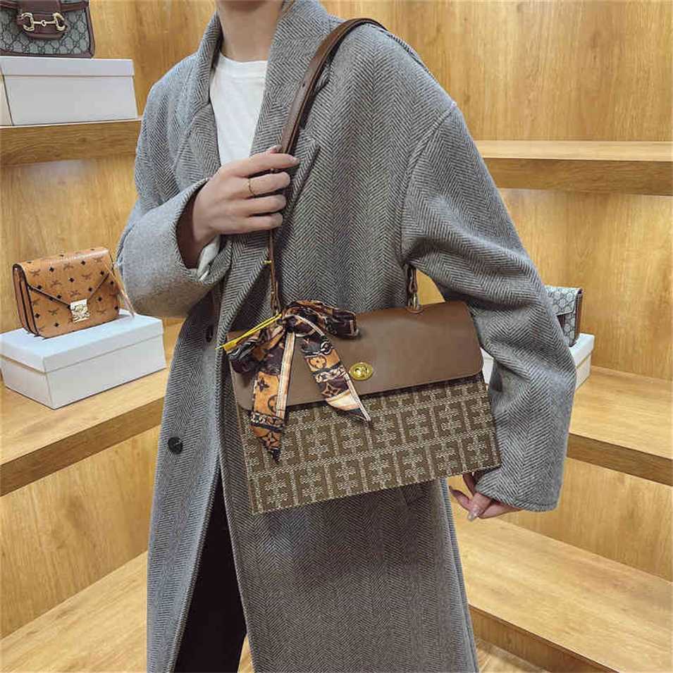 

2023 Designer bag Handbags On autumn and winter silk scarf portable small square fashion personalized Single, Brown4