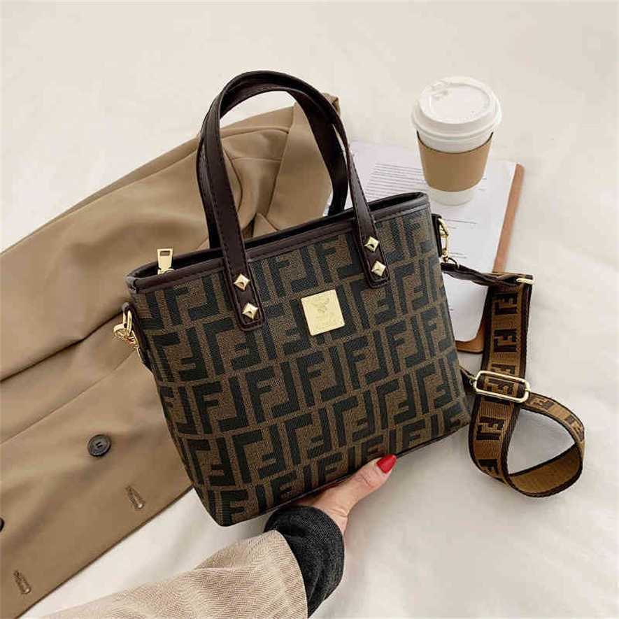 

2023 Designer bag handbag Fashion Large capacity portable vegetable basket bag trend Single Shoulder Bag