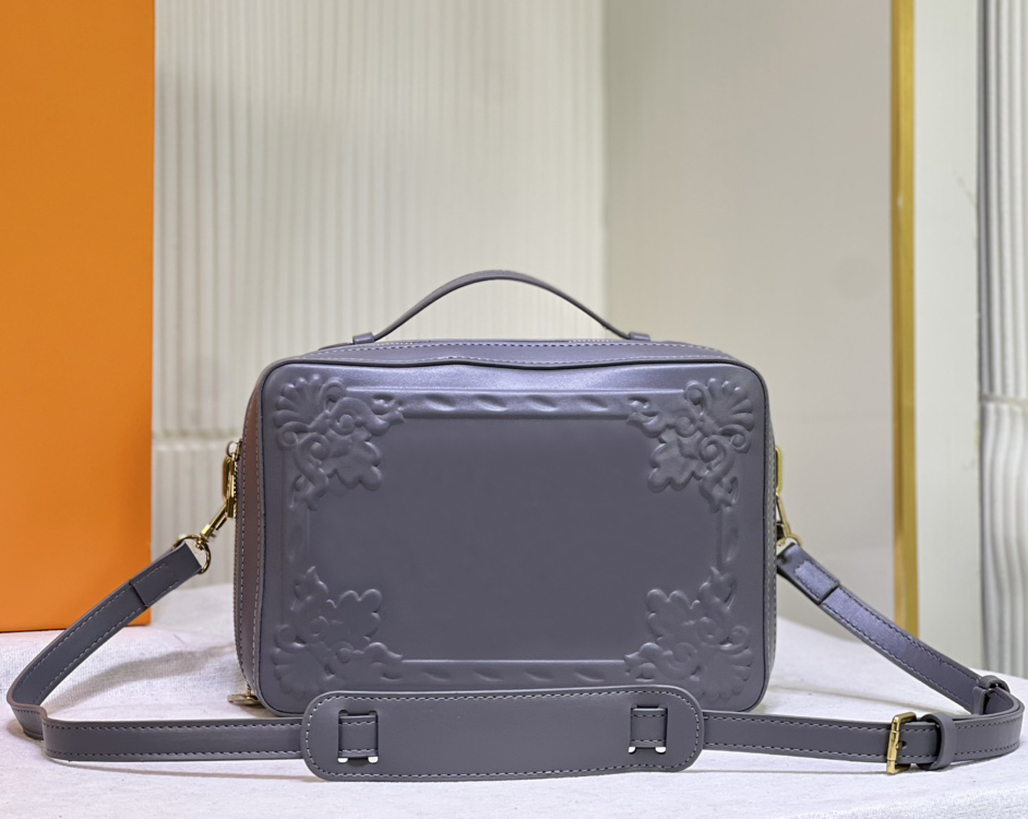

2023 Fashion designer crossbody bag luxury handbags mens womens leather shoulder bags embossed flower letters catwalk show cross body Make-up purses Top-quality, 44955 #embossed monogrames