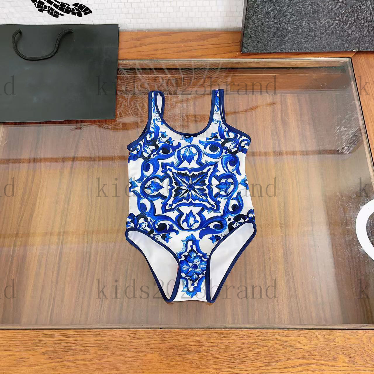 

Designer Swimwear Bikini Top blue color swimsuit designer kids onepieces swimsuit brand children bikini 2023 summer girls swimming suits cotton lining size 80150c, 1#