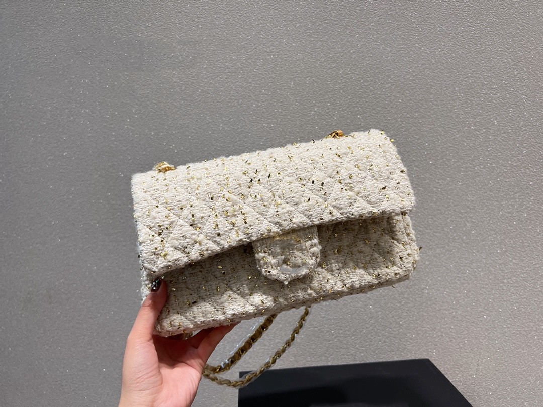 

Brand knitted bag Women's clamshell bag Crossbody bag classic designer bag underarm bag envelope bag chain bag women's single shoulder bag knitted color bump bag, Customize