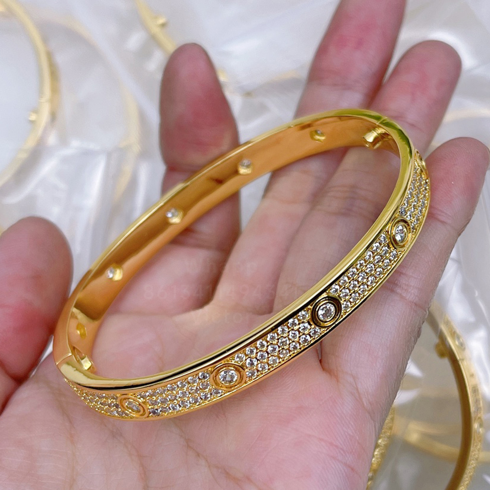 

Love bangl bangle for woman designer for man babysbreath diamond Gold plated 18K T0P quality official reproductions classic style exquisite gift 019