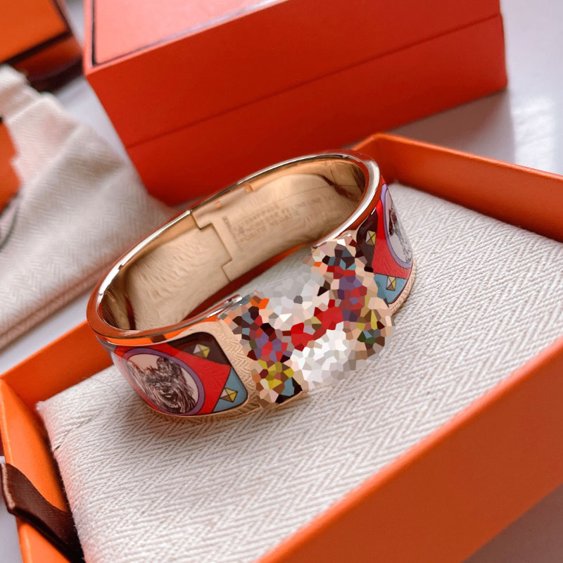 

Enamel clic bangle for women charm bracelets 20mm middle size dog
