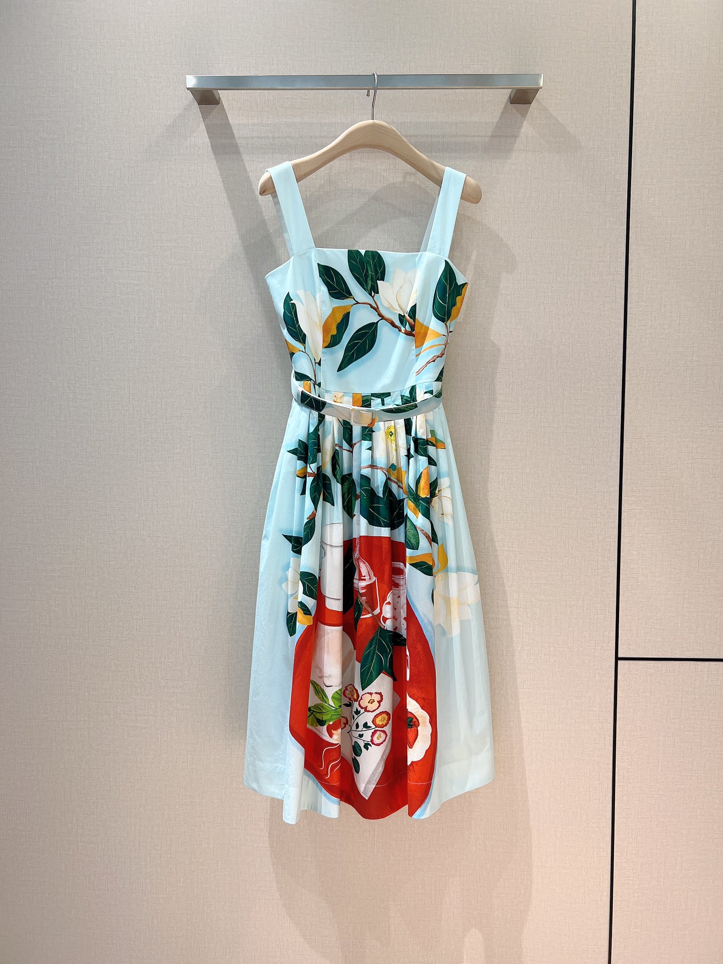 

2023 dress, European and American positioning printed pleated suspender sleeveless high waist, large draped long skirt, White