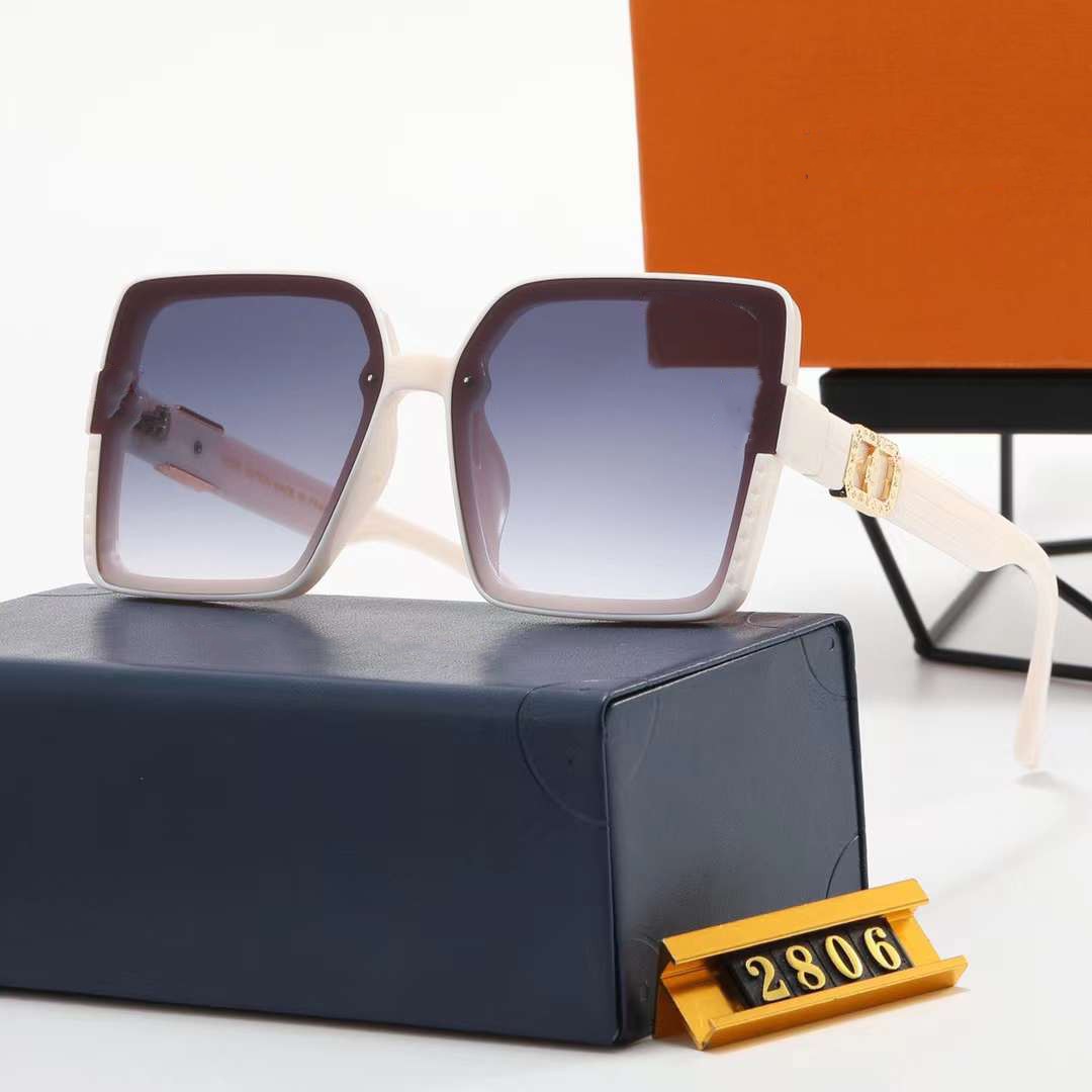

2023 Sunglasses for Men and Women Summer Style 2806 Anti-ultraviolet Retro Square Plate Full Frame Fashion Eyeglasses Random Box Case