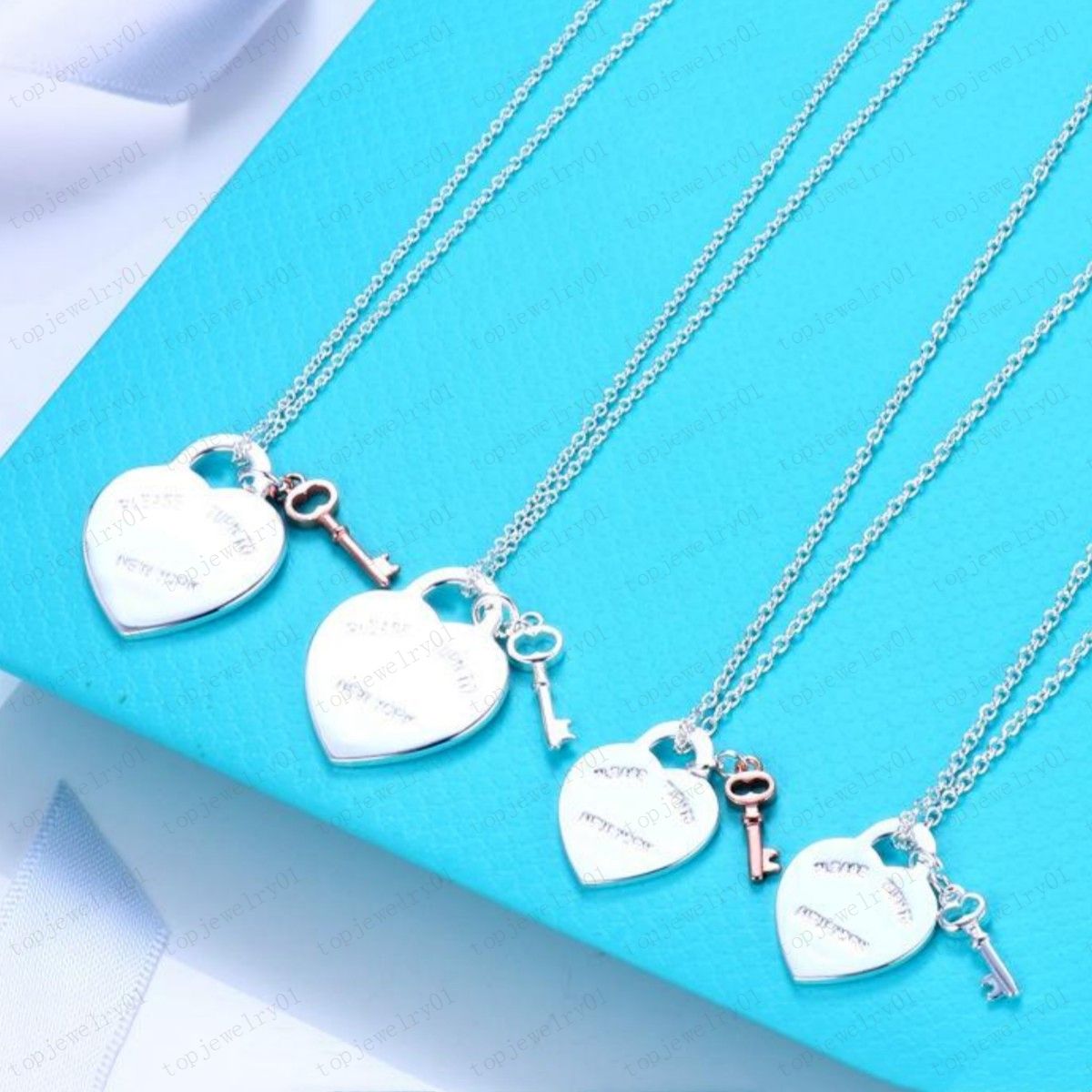 

Luxury Key Necklace Women's Stainless Steel Heart Diamond Pendant Designer Neck Jewelry Christmas Gift Women's Accessories Wholesale with Box tiffany