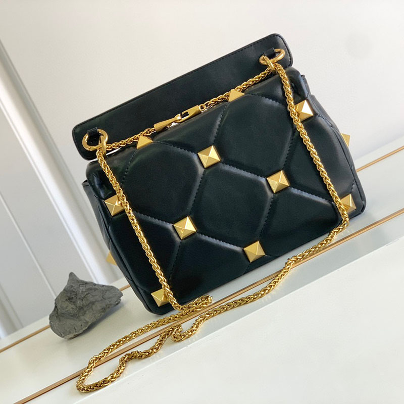 

Spike Shoulder Bag Women'S Crossbody Satchel Tote Designer Leather Medium Black Silver Red Pink Green Studs Rivets Chain 25cm, Green-gold-25cm