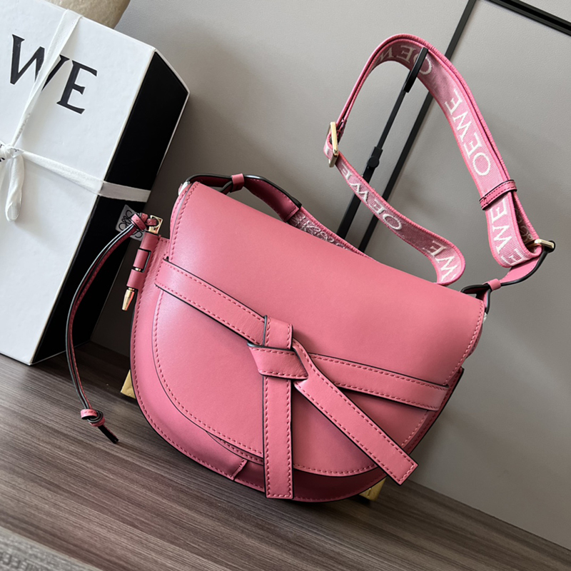 

Designer Crossbody bags Genuine leather Luxury Saddlebag 26CM Shoulder Bag 10A Mirror quality Messenger bag With Box LO02