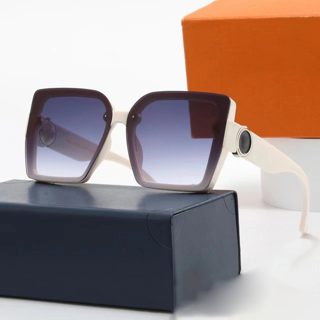 

Fashion Designer Sunglasses Classic Eyeglasses Luxury Designer Brand Sunglasses Men Glasses Womens Sun glass UV400 lens Unisex With case
