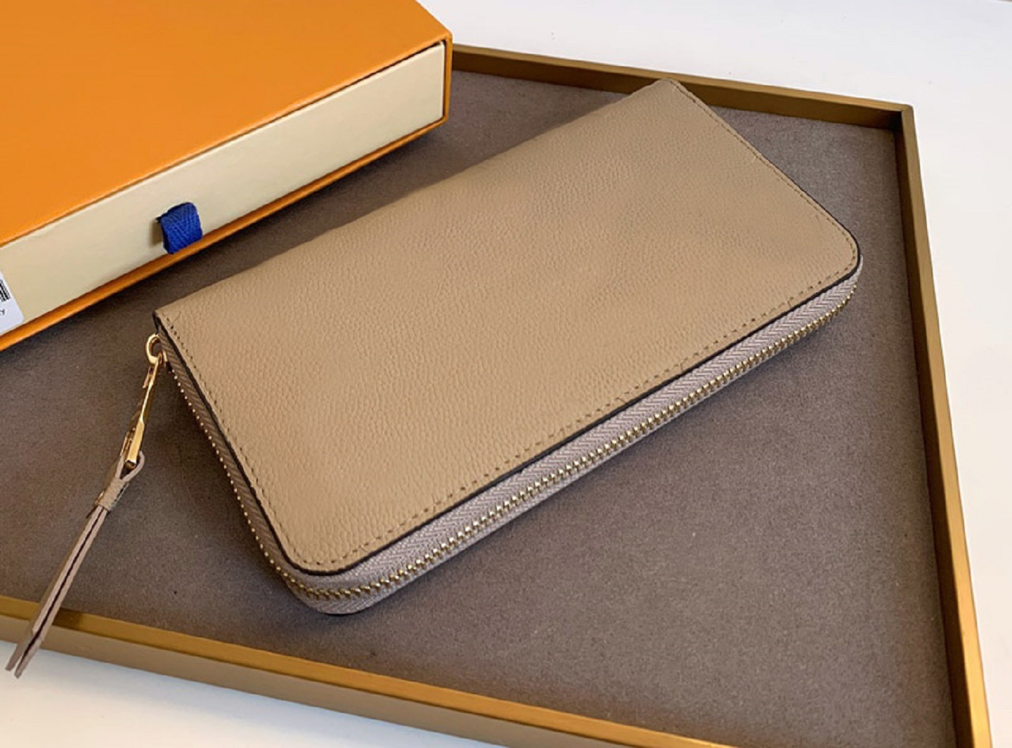 

Fashion designer wallet luxury zippy purses womens wallets high-quality embossed monograms credit card holders ladies zipper money clutch bags with box #017d, 60017#embossed monogrames
