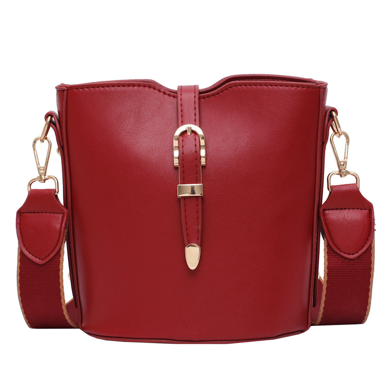 

Cowhide Version of The Wild Bucket Bag, Red