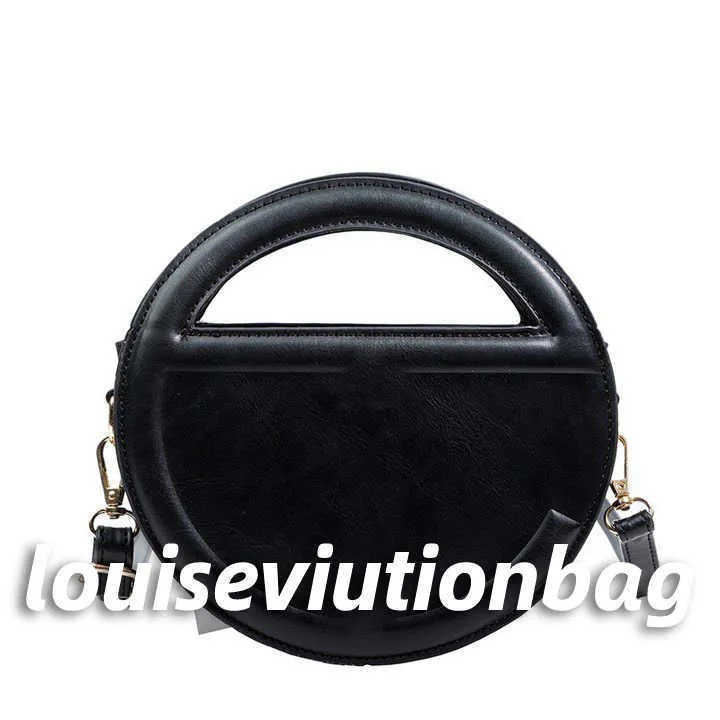 

Mini Leather Telfars Bag: Stylish TF Purse for Designer Fashionistas - Ideal for Crossbody or Shoulder Wear