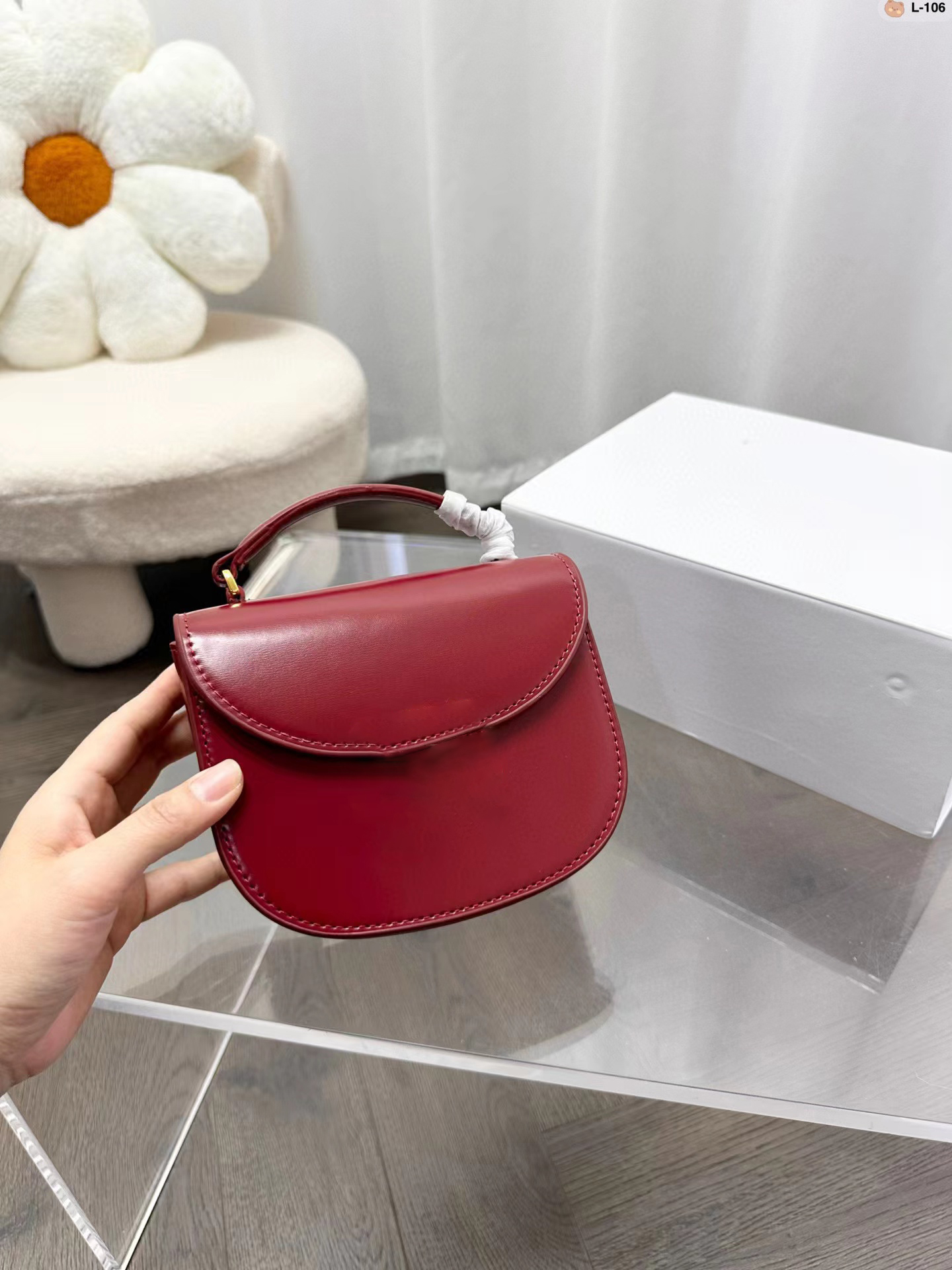 designer bag real leather bag autumn and spring high-grade sense niche fashion bag single shoulder crossbody bag hand carry bag