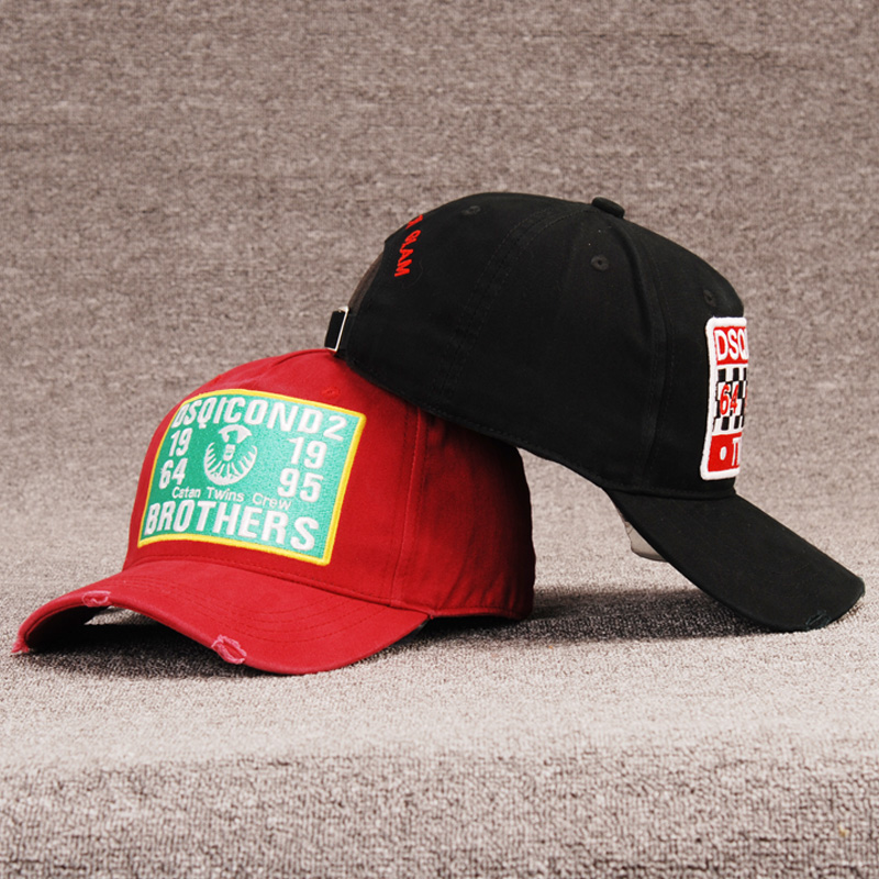 

DSQUQREDD2 Hat Casual Fashion Trend Baseball Hat Simple Classic Letter Print Couple Unisex Sports Hat DSQ ICON Street Fashion Top Quality Hat D67, Red