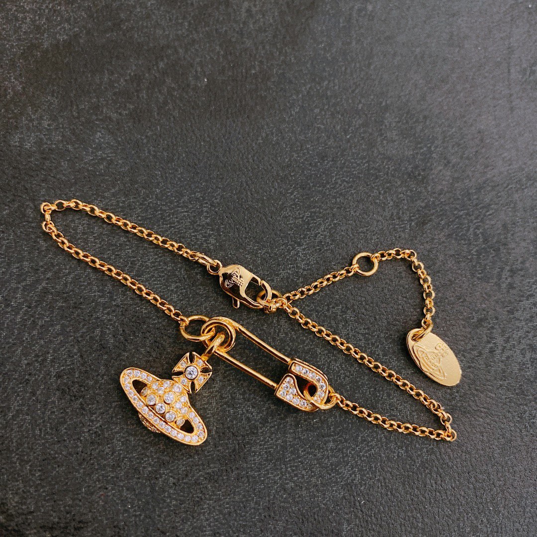 

WestWood Saturn planet necklace Vivian New in luxury fine jewelry chain necklace for womens pendant k Gold Heart Designer Ladies Fashion pearl Four leaf clover v