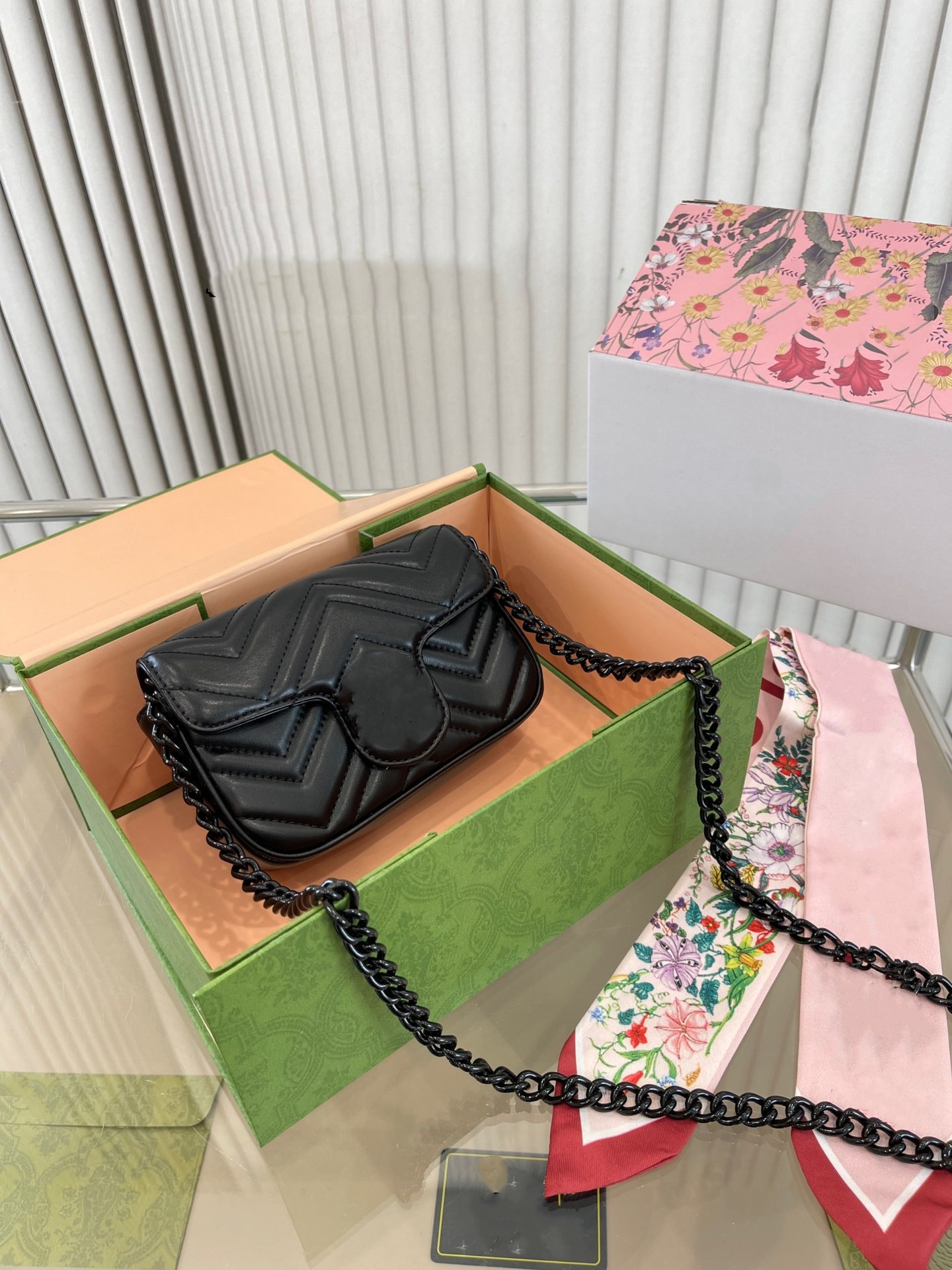 

New one shoulder bag women's crossbody bag Macaron color chain bag Love embroidery brand bag classic designer bag casual bag fashion small square bag, Customize