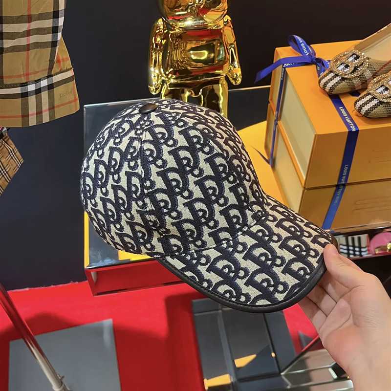 

Recommends D Fashion Baseball Hat Embroidery Pattern Show Face Small Outdoor Sunshade Fisherman Ball Cap, Red check