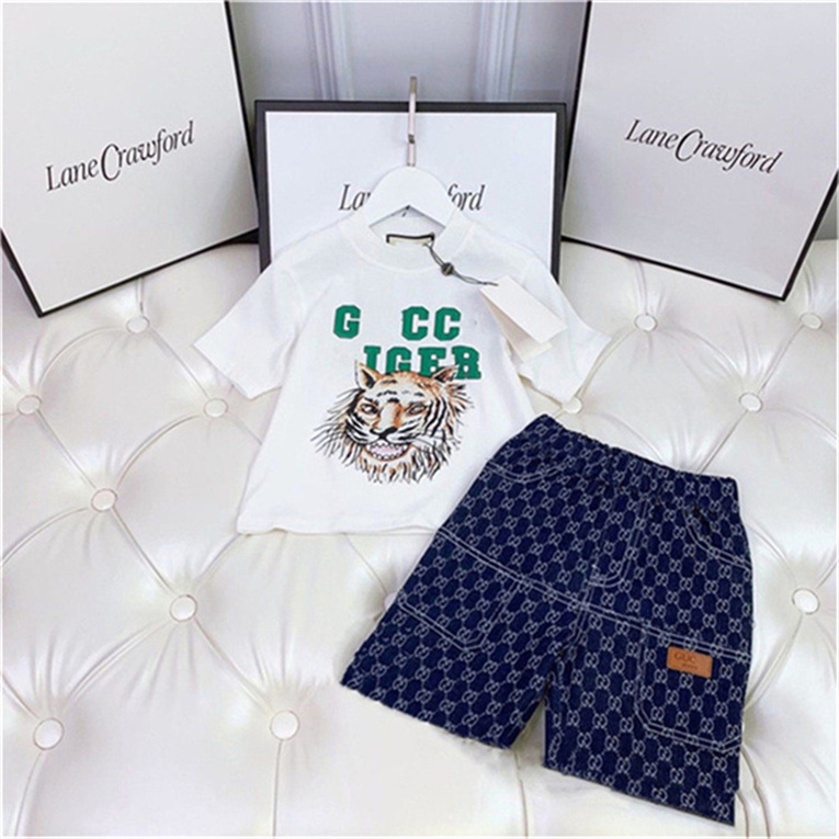 

Clothing Sets Baby 2-piece printed Alphabet T-shirt + luxury printed skirt summer outdoor sportswear designer shorts Fashion T-shirt Size 90-160CM B28