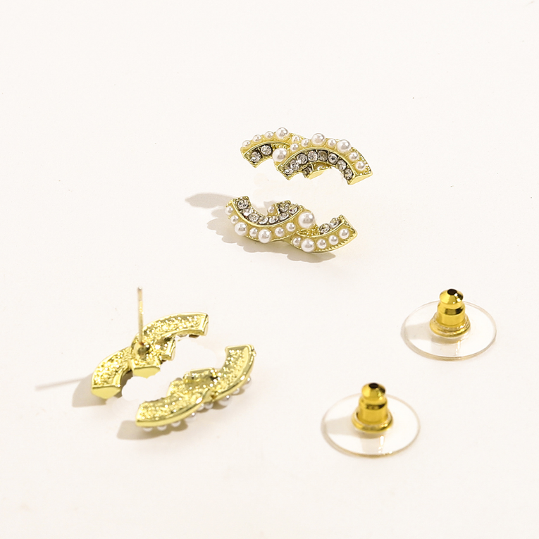 

Pearl Diamond Stud Earrings Design for Womens Earrings 18K Gold Plated Jewelry High Sense Couple Family Birthday Gift Earring Brand Jewelry Wholesale