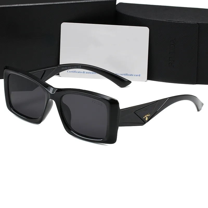 

Fashion Designer Sunglasses Classic Eyeglasses Goggle Outdoor Beach Sun Glasses for Man Woman Optional Triangular Signature 6 Colors HB Y299 67X46X143 MM