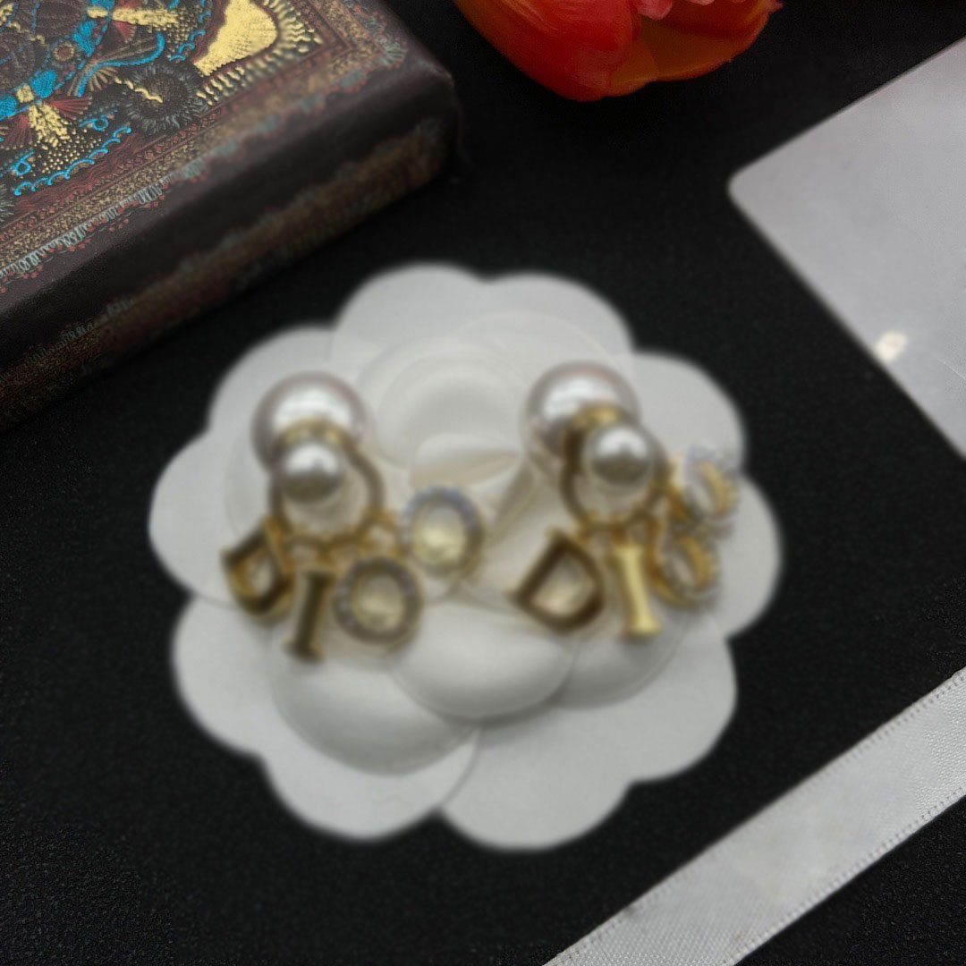 

Gold Pearl Earrings Classic Alphabet Design Art Vintage Fashion Earrings Costume Jewelry Shoes Bags Clothing Accessories Design