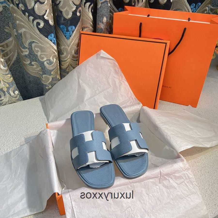 

Leather Slide Designer Casual Beach Family Orans Shoe 2023 Women Slippers High Flat Sandal Beach Fashion Colors Sandals 1 Qtxj