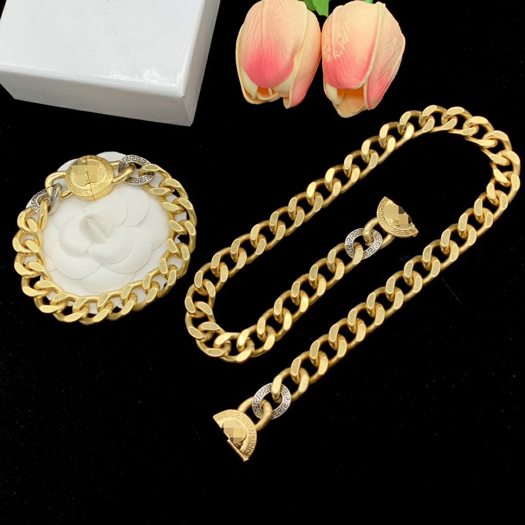 

Neutral Style Thick Chain Cuba Choker Necklaces Bracelet 18K Gold Plated Men Bangle women Earring Rings Sets Hiphop Rock Punk Designer Jewelry MS26 --01, Same the picture