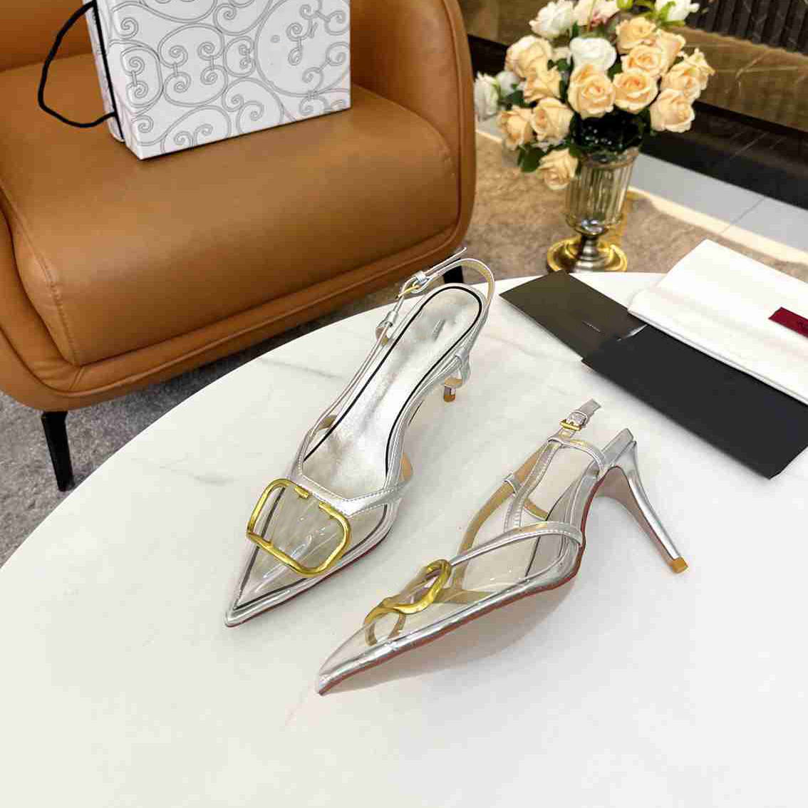 

Designer Dress Shoes V Women Heel Sandals Leather Platform Valentinoity Rubber Sandal Summer Fashion Patform sdfsdff