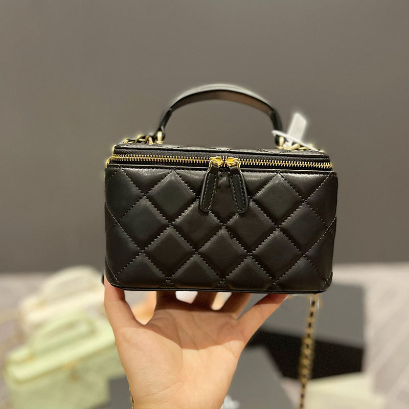 

Womens 18CM Classic Quilted Vanity Box Bags With Top Handle Totes Gold NMetal Hardware Matelasse Chain Crossbody Shoulder Card Holder Cosmetic Case, Box1