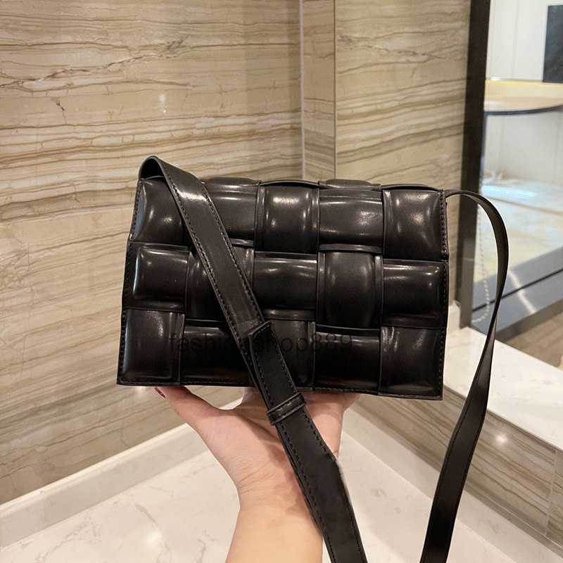 

Designer Body Cross Bag Wallet Women leather Handbags Postman Shoulder Bags Purse Letter Wide Strap Woven Shopping totes Fashion 2023 top quality, 13