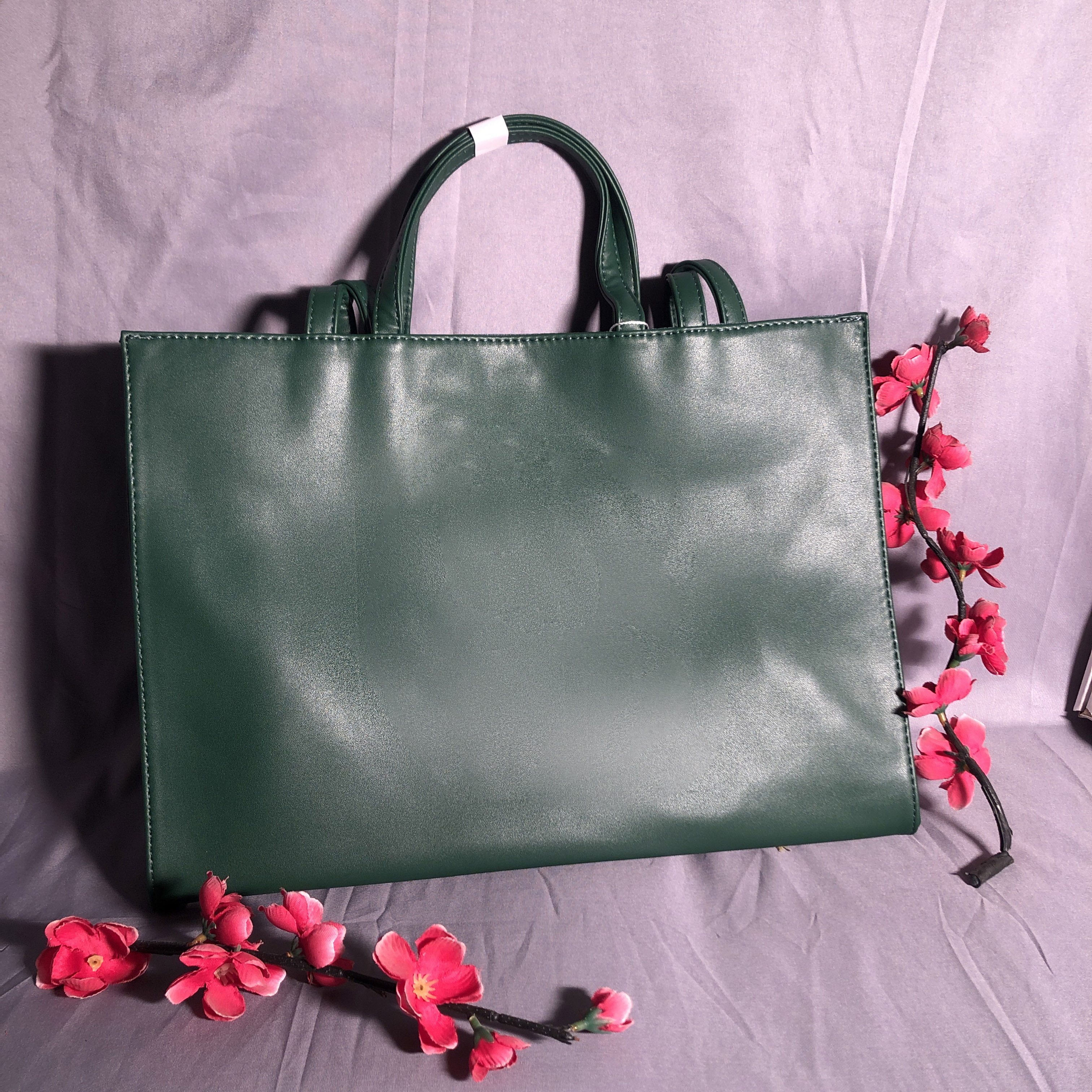 

2023 Leather high-quality s designers bags 3 Sizes Shoulder Bags Soft Mini women Handbag Crossbody Luxury Tote Fashion Shopping Multi-color Purse Satchels Bag, White