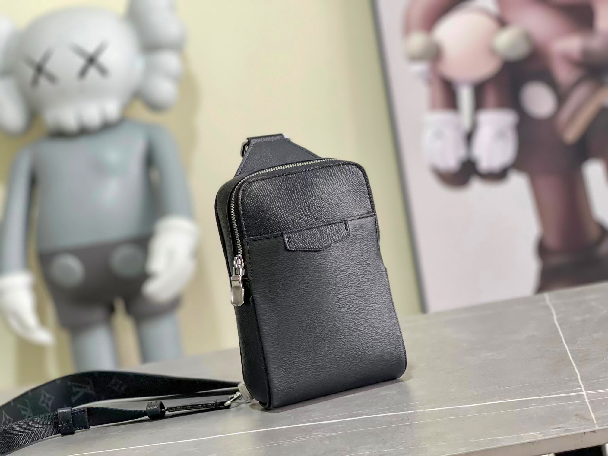 

luxury Genuine Leather clutch bag For men Fashion Shoulder hobo bag Man bags outdoor Slingbag Black flower bags Womens designer purse louvis cross body Bags, Cream