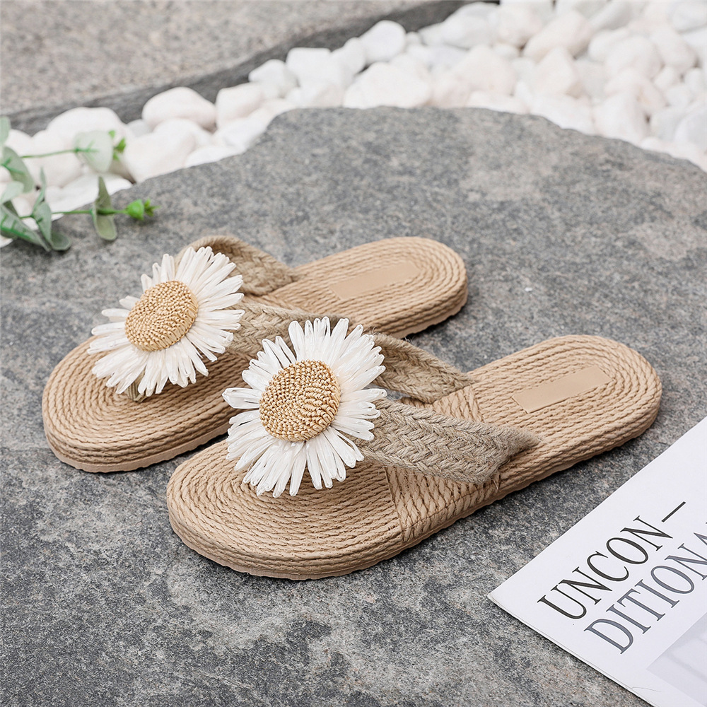 

Slippers 2023 Summer Imitation Straw Women's Sandals Flipflops Fashion Beach Flatheeled Comfortable Outdoor 230503