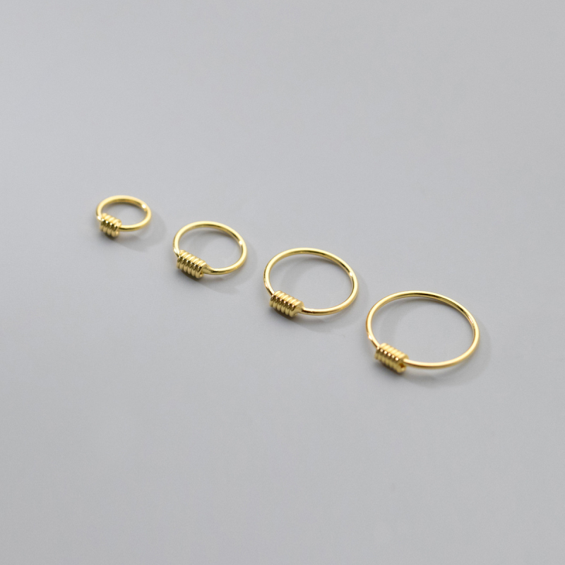 

Luxury Design 925 Sterling Silver Thin Hoop Huggie Earrings Jewelry for Gift