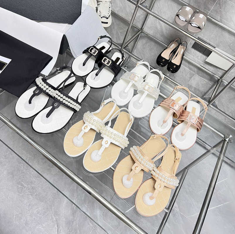 

2023 CHANL Slippers Lambskin Thong Sandal Quilted Slingbacks Flip Flops Interlocking C Pearls Camellia Satin Leather Crystal Buckle Slip Mules Slides Paris Shoes, Chel41411
