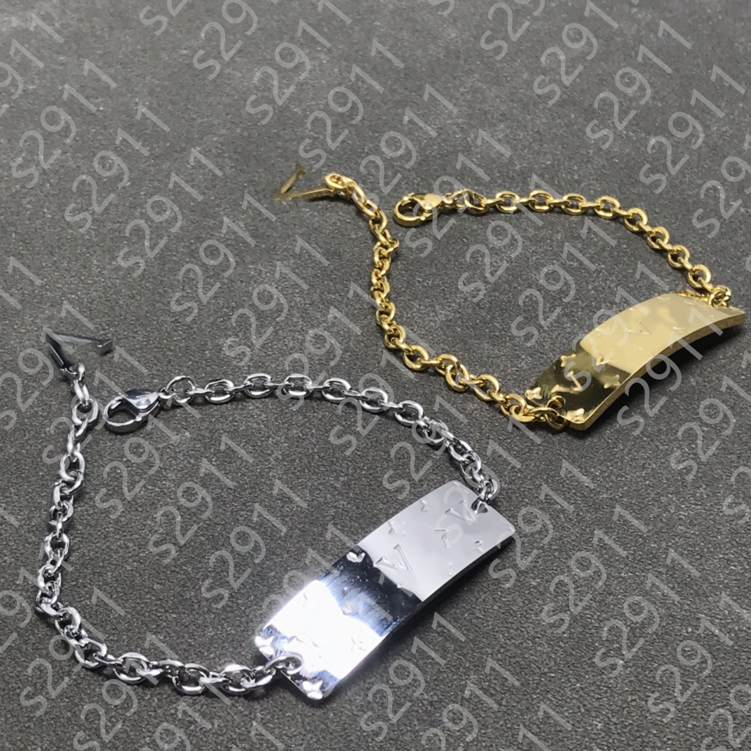 

Designer Gold Chain Bracelet Womens V Letter Engrave Bracelets Love Jewelry Luxury Pendant Bracelet Women Charm Wedding No Box