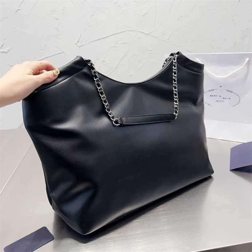

14% OFF 2023 Fashion handbag New Single Shoulder Simple Oblique Straddle P Home Korean Handheld Women's Tote Big Bag, Black6