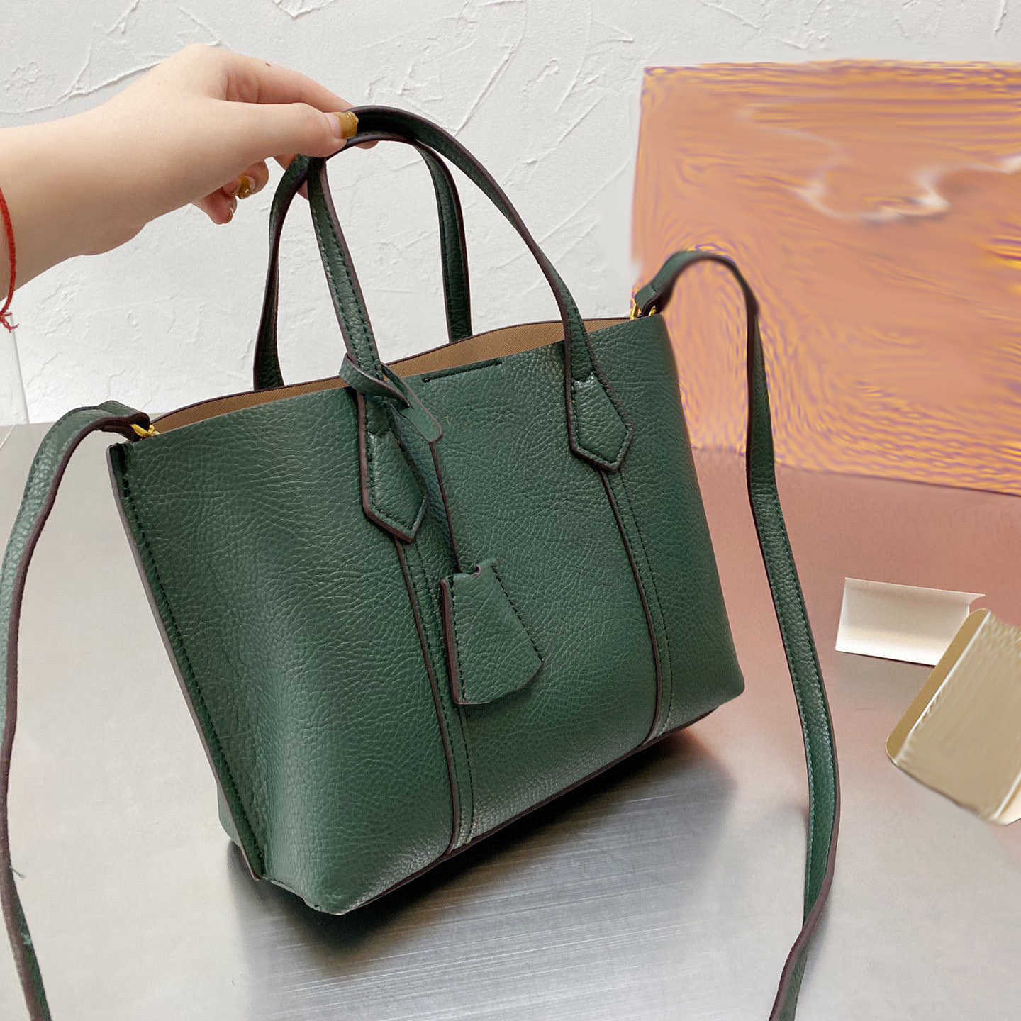 Totes Designer Tote Shopping Bag Luxury High Quality Large Capacity Shoulder Lady Classic High-end Custom Handbag Female Purses 220329