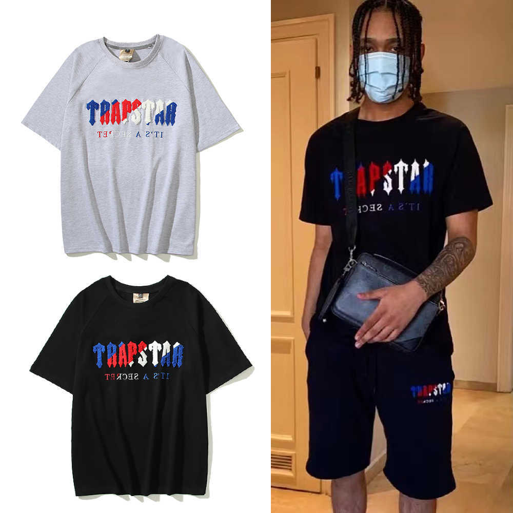 

Designer Fashion Clothing Tees Tshirt Trapstar Blue Red Towel Embroidery Short Sleeve High Street Versatile Men's Women's Relaxed Short Sleeve T-shirt Fashion, Black