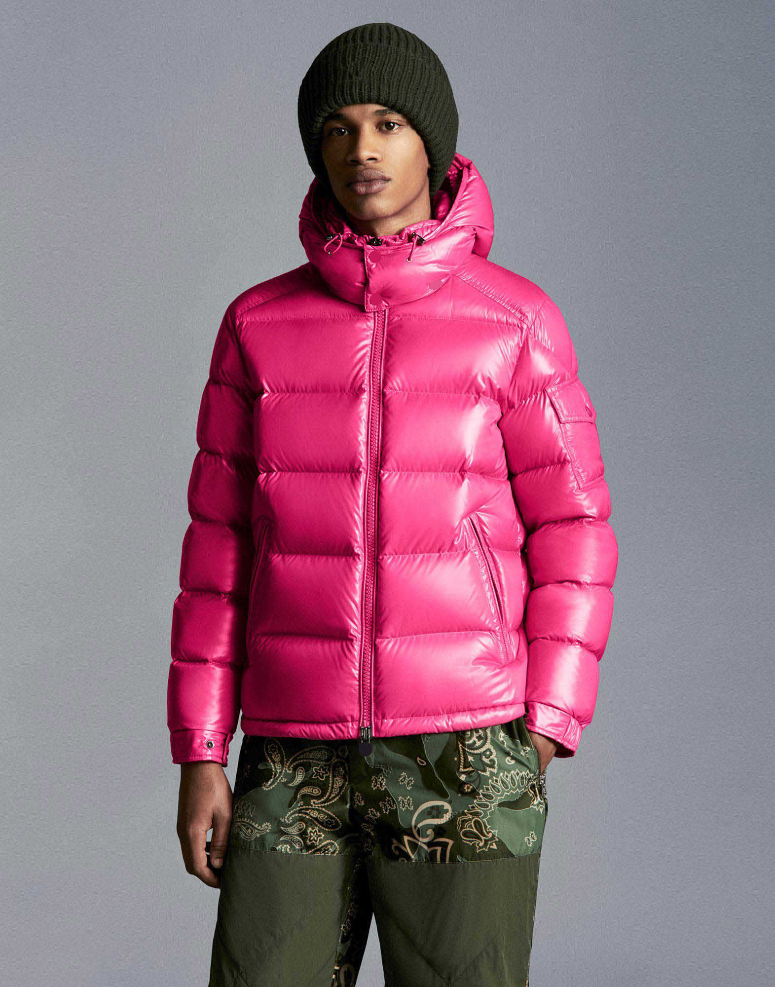 

Designer Men Down Jackets Pink Puffer Jacket Winter Warm Cardigan Coat Padded Outerwear Fashion French Brand Pocket Zipper Decoration Coats Detachable