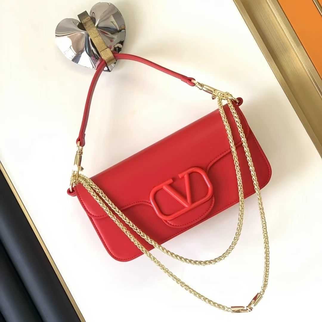 

Designer Women Women's Bags Luxurys Cowhide Valentiones Handbag Gold Chain Shoulder Crossbody Colorful Buckle Mini Underarm D4GG, Black small size 20cm in length